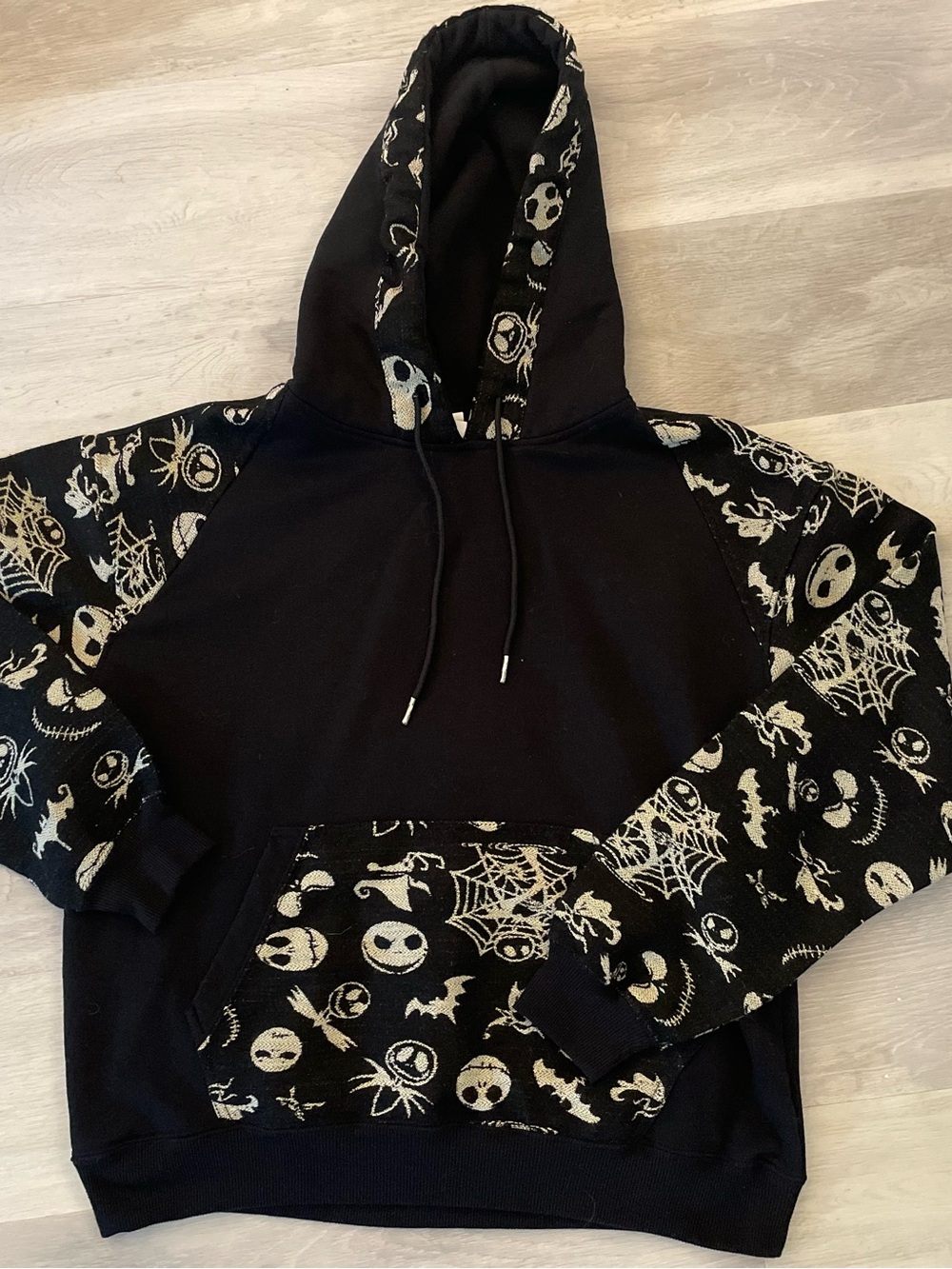 Native Treasure Black Jack Skellington Hooded Sweatshirt ~ M
